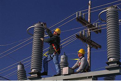 《边境猎人》EA版本15号发售，金发御姐骑士与黑发少女枪手的冒险故事